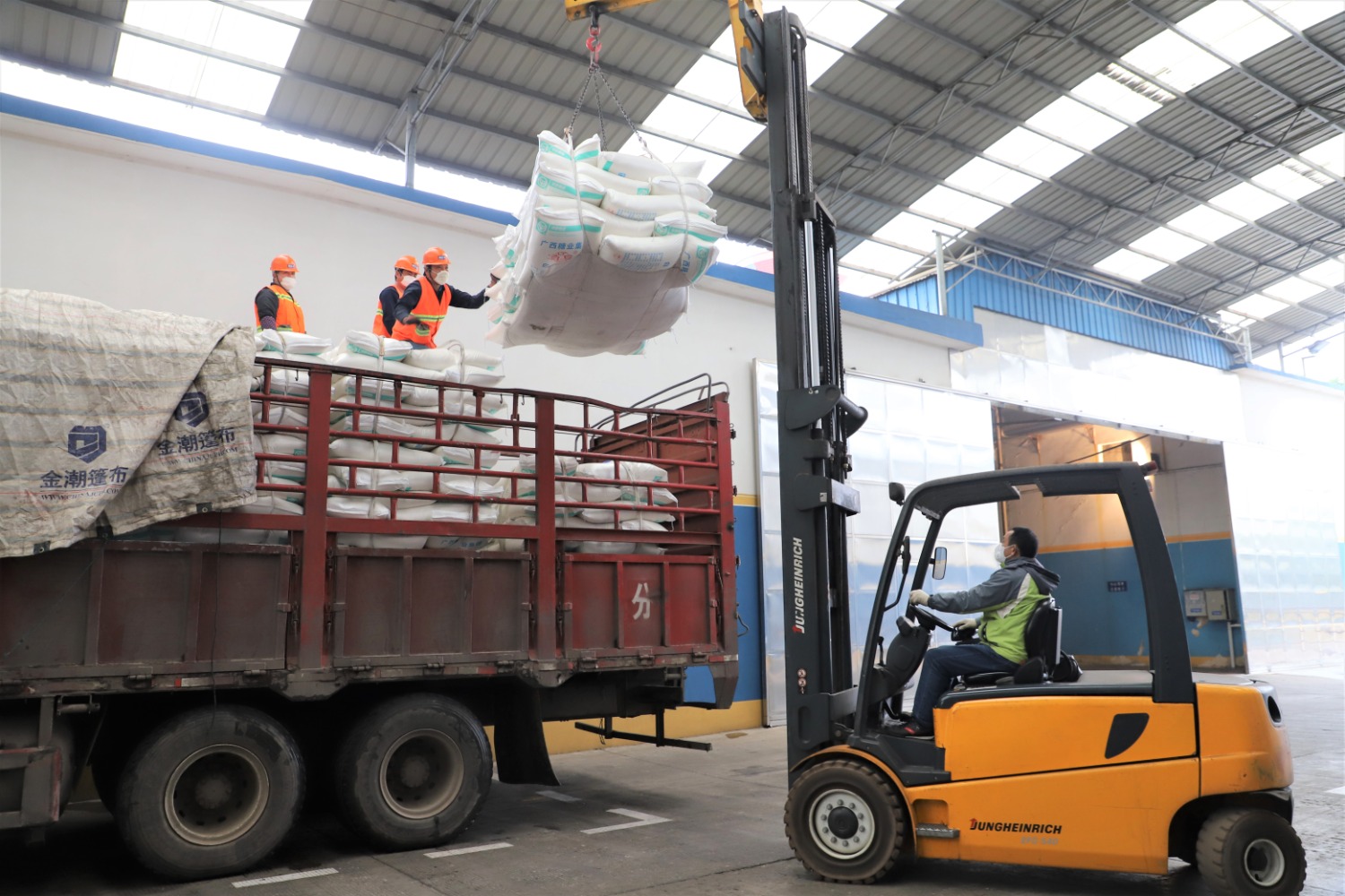 ͼ4��������ҵ�����������ǹ�˾���˲�������Ա���ظ�λ�������ɰ����Ʒװ�ػ���������ܰ�� �㣩